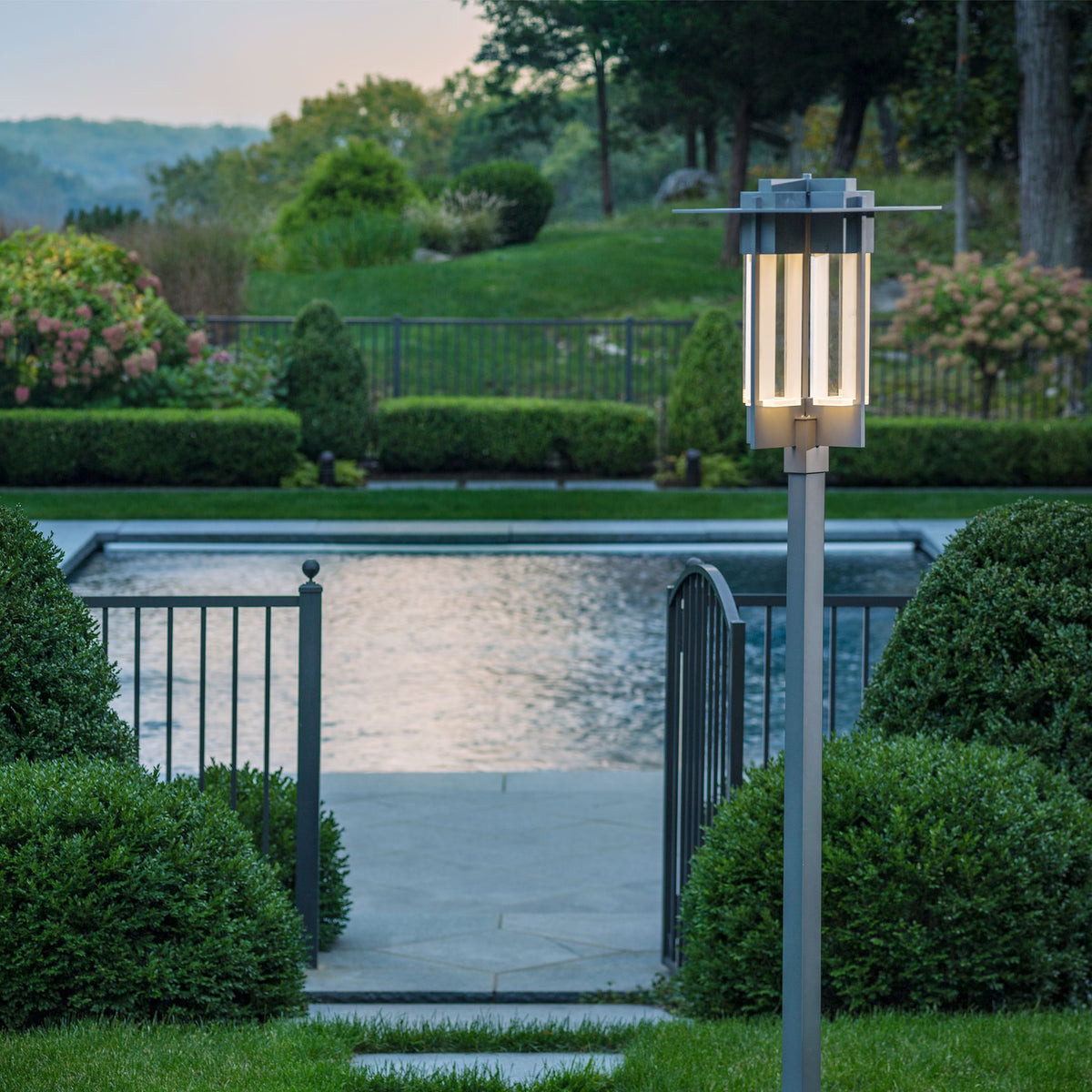 Hubbardton Forge Axis Outdoor Post Light