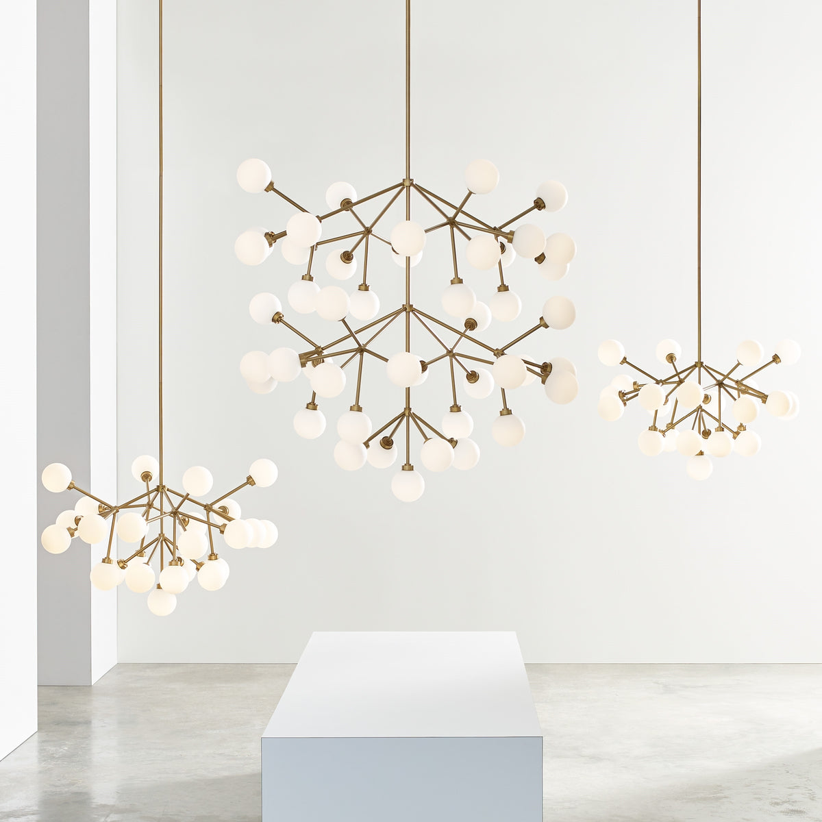 Sean Lavin Mara Grande Chandelier